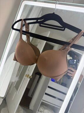 The viral SKIMS nipple push up bra. tried on but never worn.
